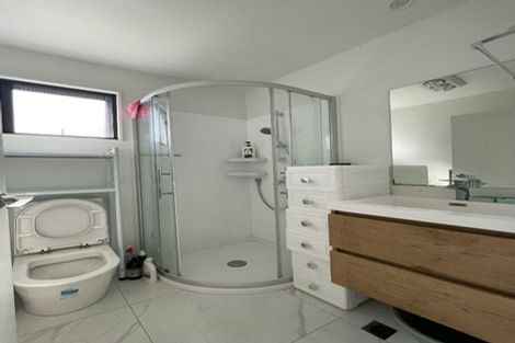 Photo of property in 134e Tiriwa Drive, Massey, Auckland, 0614