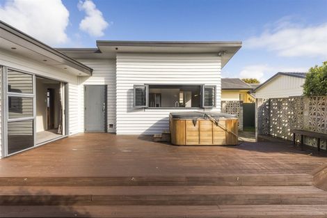Photo of property in 26 Sheffield Street, Awapuni, Palmerston North, 4412