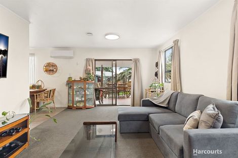 Photo of property in 1 Fernleigh Avenue, Waiuku, 2123