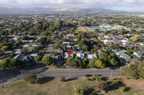 Photo of property in 100 Retreat Road, Avonside, Christchurch, 8061