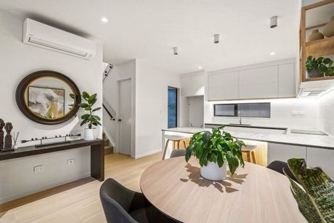 Photo of property in 21b Acacia Road, Torbay, Auckland, 0632