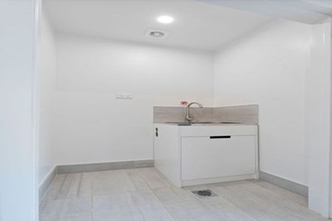 Photo of property in 18/106 Triangle Road, Massey, Auckland, 0614