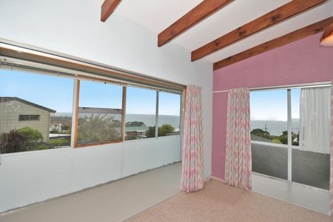 Photo of property in 51 Barrier View Road, Leigh, 0985