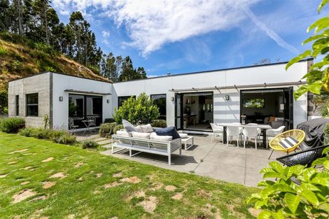 Photo of property in 82 Karamea Street, Whalers Gate, New Plymouth, 4310