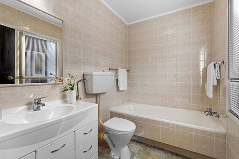 Photo of property in 1/78 Kitchener Road, Milford, Auckland, 0620