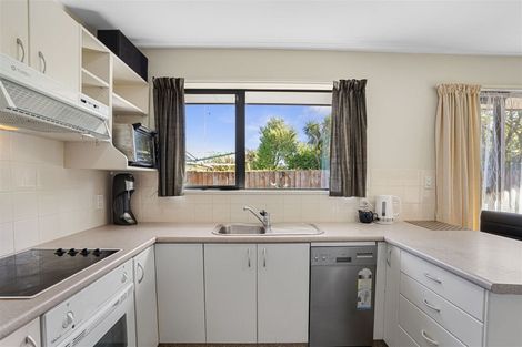 Photo of property in 48 Marriotts Road, North New Brighton, Christchurch, 8083