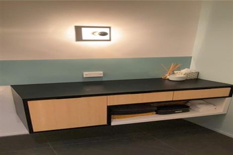 Photo of property in 76 Brougham Street, Mount Victoria, Wellington, 6011