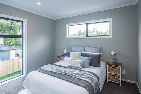 Photo of property in 37a Tiromoana Road, Raumati South, Paraparaumu, 5032