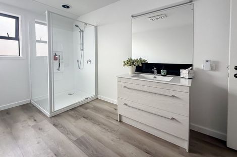 Photo of property in 4 Poroporo Way, Wharewaka, Taupo, 3330