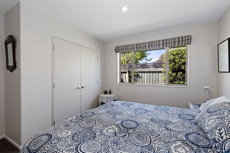 Photo of property in 30 Foresters Crescent, Parklands, Christchurch, 8083