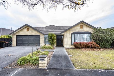 Photo of property in 27 Oakwood Drive, Rangiora, 7400