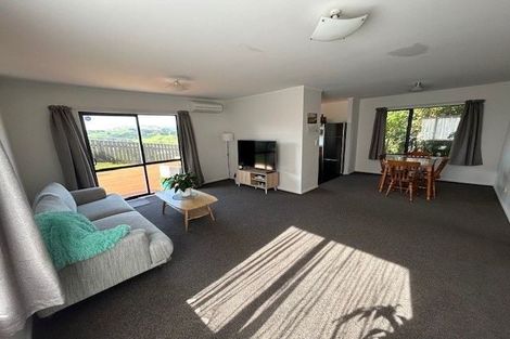 Photo of property in 4 Tobago Crescent, Grenada North, Wellington, 5028