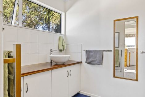 Photo of property in 3 Mahuta Road, Waitahanui, Taupo, 3378