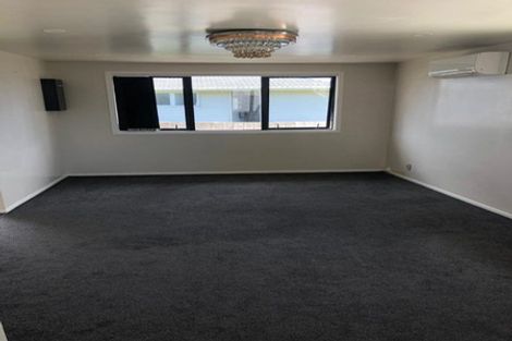 Photo of property in 14 Serrano Place, Clover Park, Auckland, 2023
