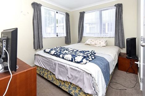 Photo of property in 98 Mahia Road, Manurewa, Auckland, 2102