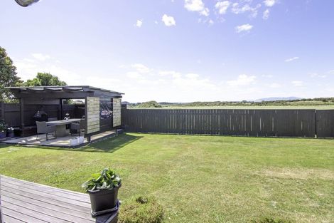 Photo of property in 119 Pacific Drive, Fitzherbert, Palmerston North, 4410