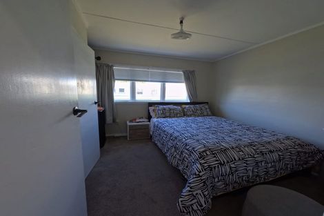 Photo of property in 51a Fraser Crescent, Elderslea, Upper Hutt, 5018