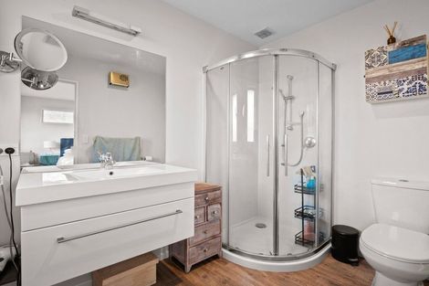 Photo of property in 28 Woodstock Road, Lower Shotover, Queenstown, 9304