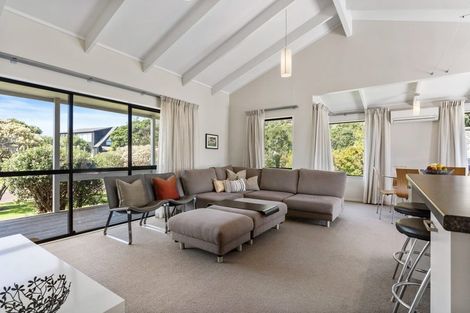 Photo of property in 16 Holland Close, Pauanui, Hikuai, 3579