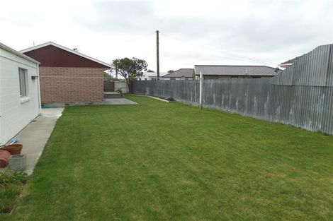 Photo of property in 12 Esk Place, Aranui, Christchurch, 8061