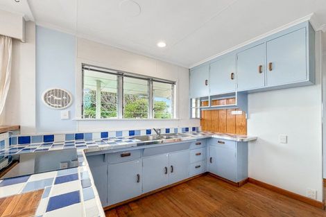 Photo of property in 111 Karaka Street, Castlecliff, Whanganui, 4501