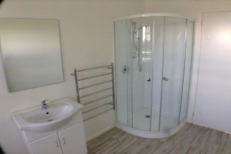 Photo of property in 16 Waipa Street, Birkenhead, Auckland, 0626