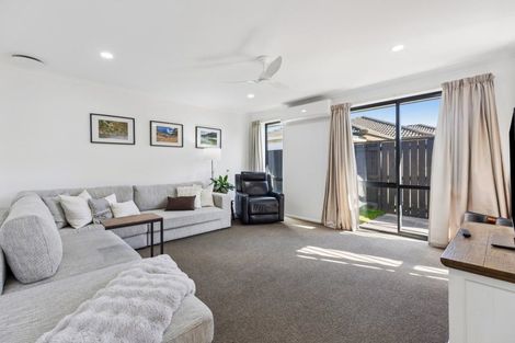 Photo of property in 710 Gloucester Road, Papamoa Beach, Papamoa, 3118