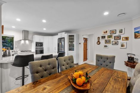 Photo of property in 3 Ridgemount Terrace, Welcome Bay, Tauranga, 3112