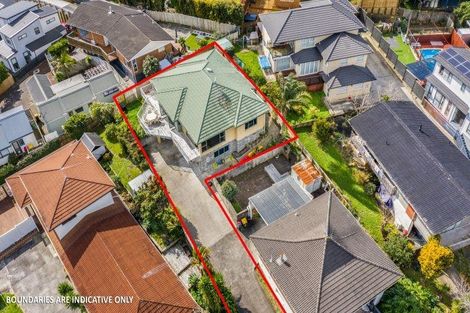 Photo of property in 2/17 Chevis Place, Pakuranga, Auckland, 2010