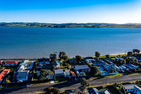 Photo of property in 11 Ronald Avenue, Glenbrook, Waiuku, 2681