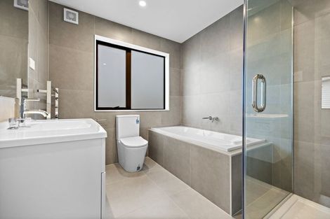 Photo of property in 2 Mara Waina Place, Swanson, Auckland, 0614