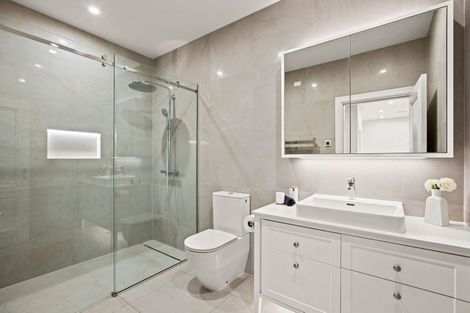 Photo of property in 14 Ayr Street, Riccarton, Christchurch, 8011
