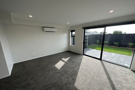 Photo of property in 5/66 Metcalfe Road, Ranui, Auckland, 0612