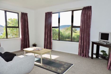 Photo of property in 13 Chester Road, Tawa, Wellington, 5028