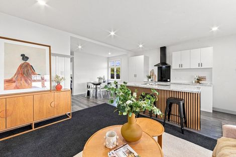 Photo of property in 186 Wainoni Road, Avondale, Christchurch, 8061