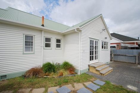 Photo of property in 77 Bell Road, Waiwhetu, Lower Hutt, 5010