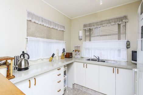 Photo of property in 39a Titirangi Road, New Lynn, Auckland, 0600