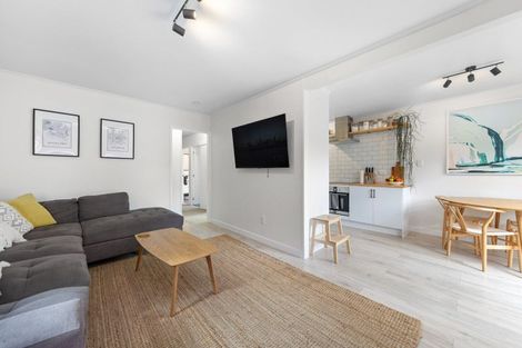 Photo of property in 176 Solar Road, Glen Eden, Auckland, 0602