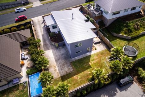 Photo of property in 13a Heta Road, Highlands Park, New Plymouth, 4312