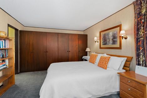 Photo of property in 2 Exeter Place, Tihiotonga, Rotorua, 3015