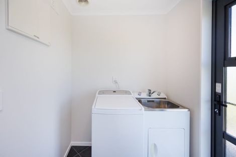 Photo of property in 567 Lethbridge Road, Halcombe, 4775