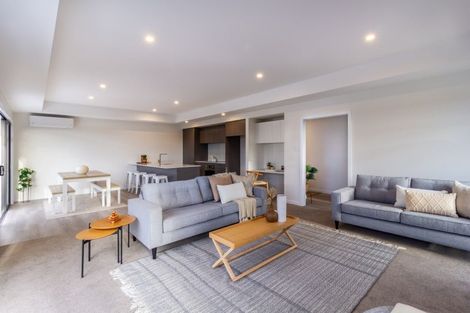 Photo of property in 98 Eriksen Road, Te Awa, Napier, 4110