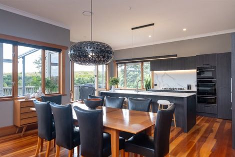 Photo of property in 11 Lawrence Road, Hospital Hill, Napier, 4110