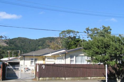 Photo of property in 1/9 Brown Street, Wallaceville, Upper Hutt, 5018