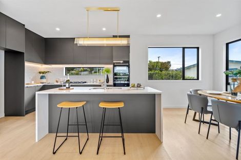 Photo of property in 1/591a East Coast Road, Browns Bay, Auckland, 0632