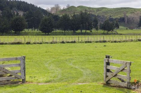 Photo of property in 73 Vinegar Hill Road, Hunterville, 4783