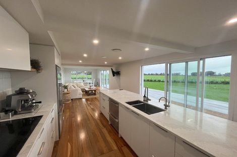 Photo of property in 29 Matarikoriko Road, Brixton, Waitara, 4382
