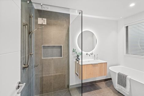 Photo of property in 16 Gingko Lane, Marshland, Christchurch, 8051