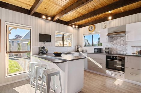 Photo of property in 17 Harcourt Place, Wakefield, 7025