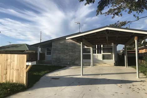 Photo of property in 6 Braeburn Place, Takanini, 2112